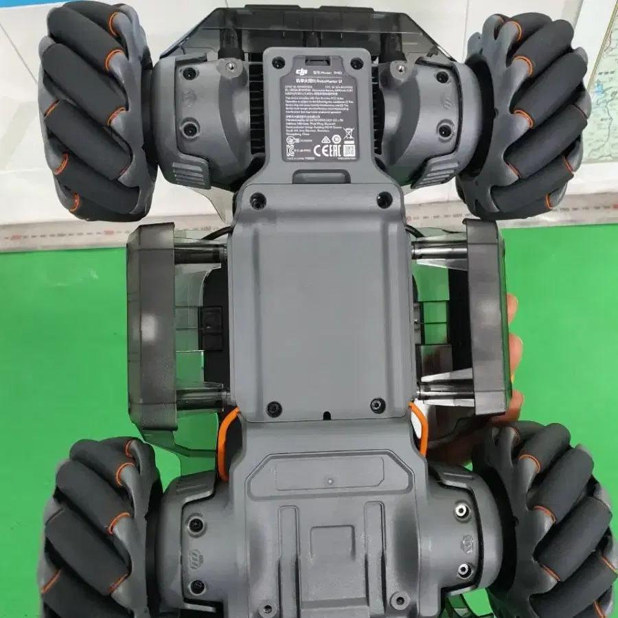 코딩 로봇 RC카 DJI 로보마스터 S1 팝니다.