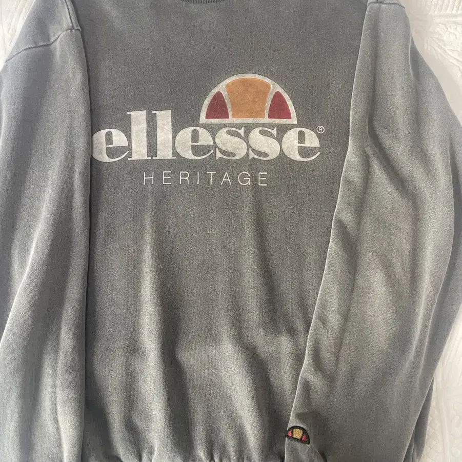 ellesse 엘레쎄 헤리티지 맨투맨