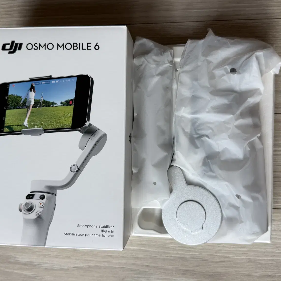 DJI오즈모모바일6(DJI OSMO mobile 6) 판매합니다.