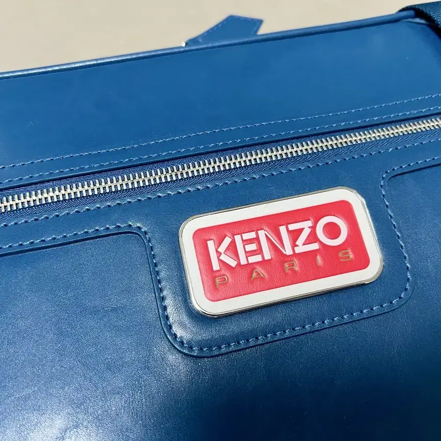 <새상품> KENZO Paris 겐조 가죽 수트케이스