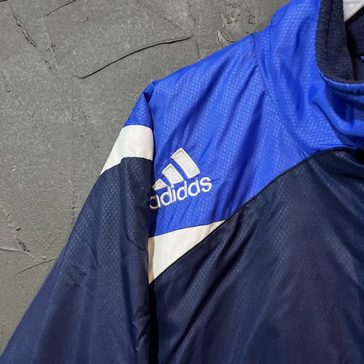 [L] ADIDAS 아디다스 첼시 하트 돕바