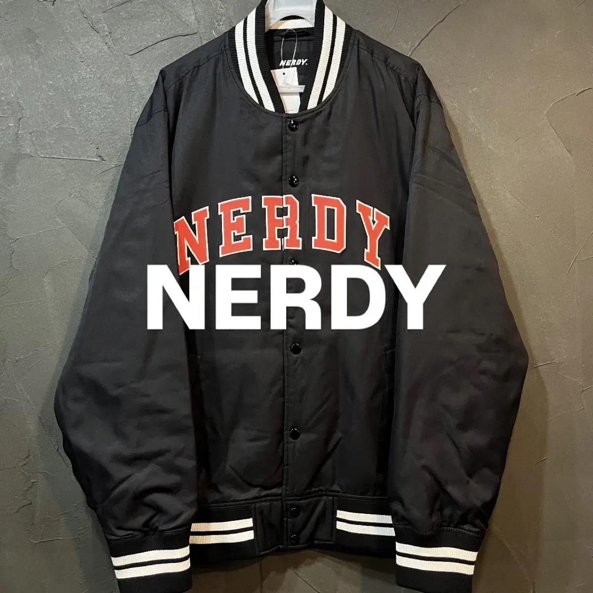 [L] NERDY 널디 스타디움 자켓