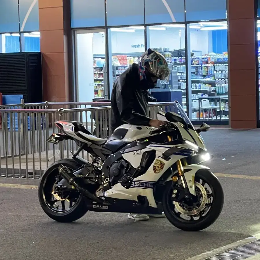 2019) 야마하 YZF-R1 35xxx 팝니다