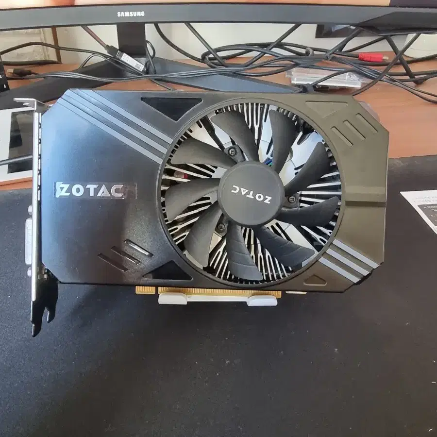 조텍 GTX1060 풀박스