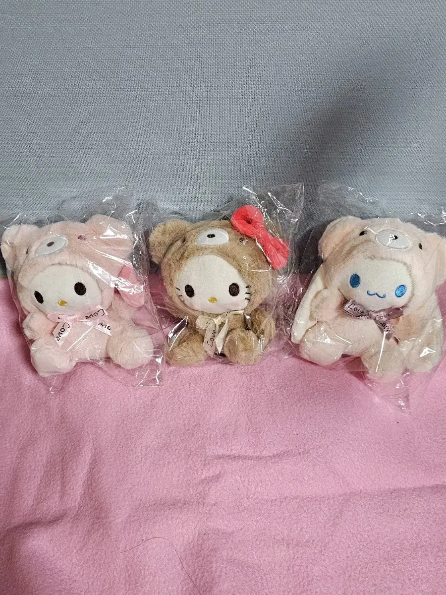 Sanrio Latte Bear Costume doll (Hello Kitty, My Melody, Cinnamoroll)