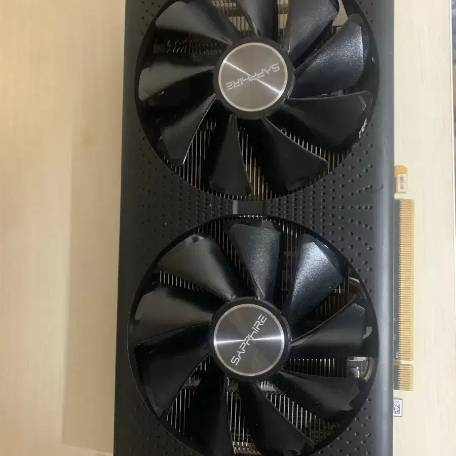 사파이어 rx570 8g 한달사용