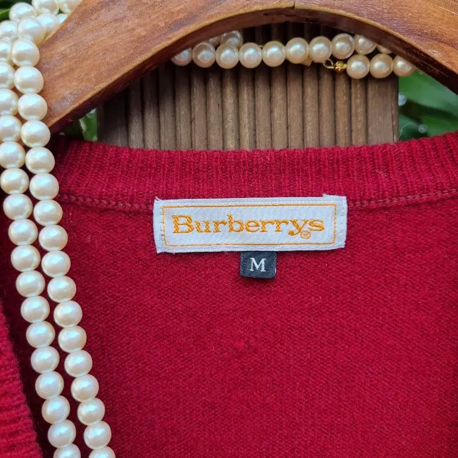 burberrys 기사 각인 금장 더블 뉴울100 가디건