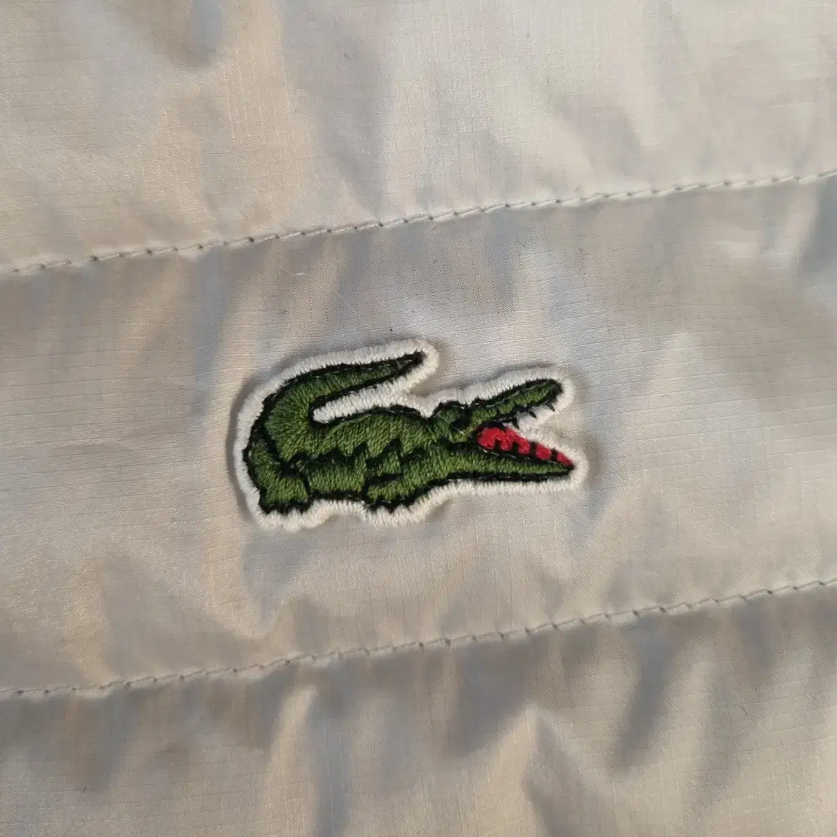 LACOSTE 라코스테 남성 초경량 스포츠 패딩 조끼