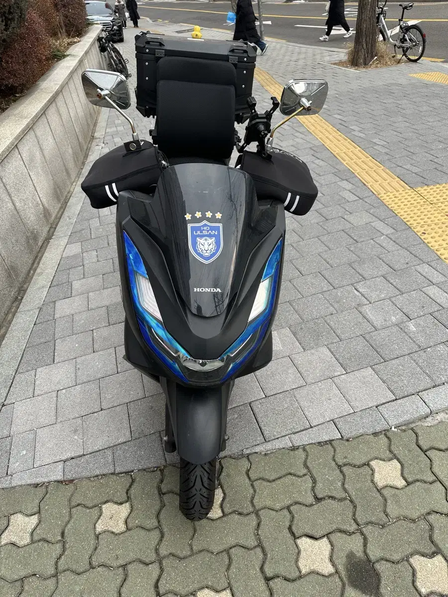 pcx125 22년식팔아요