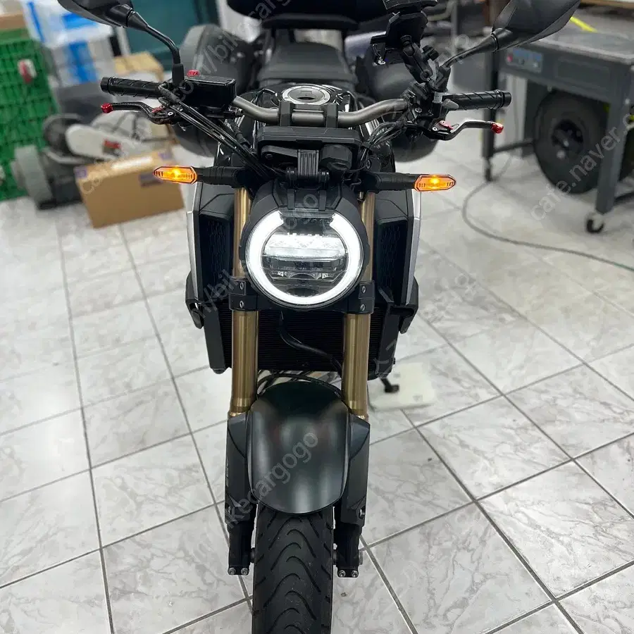 CB650r 2019 1천5백km 실키로수