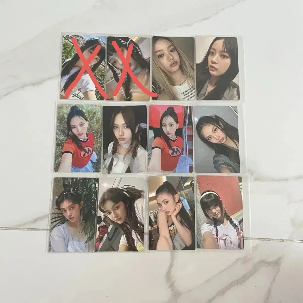 New Jeans hanni danielle hyein Get Up GET UP line friends pop up photocard WTS