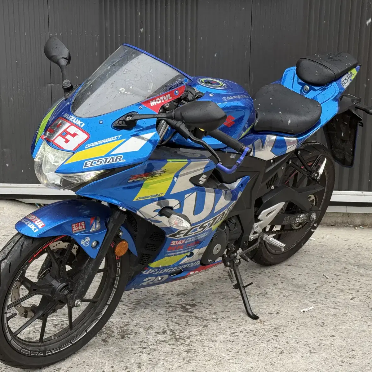 gsx-r125/19년 1만KM 데칼차량 엔진좋습니다 최저가 판매합니다.