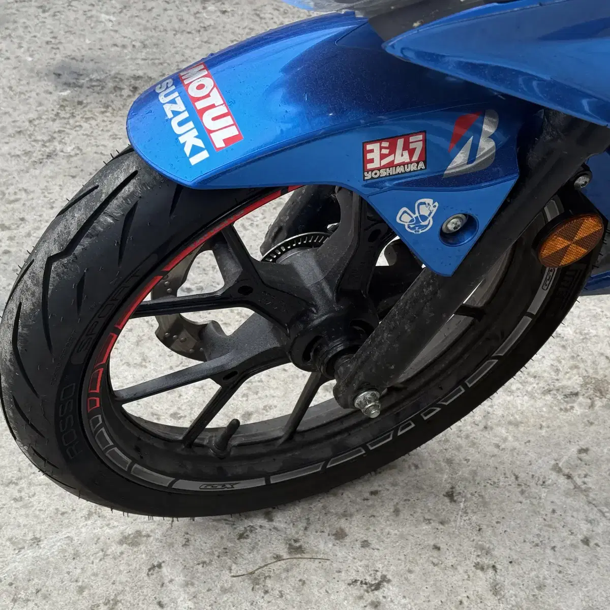 gsx-r125/19년 1만KM 데칼차량 엔진좋습니다 최저가 판매합니다.