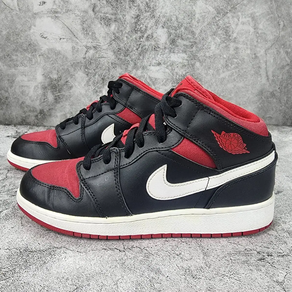 Double Six (Genuine)Nike Air Jordan 1 Mid Black Gym Red 250