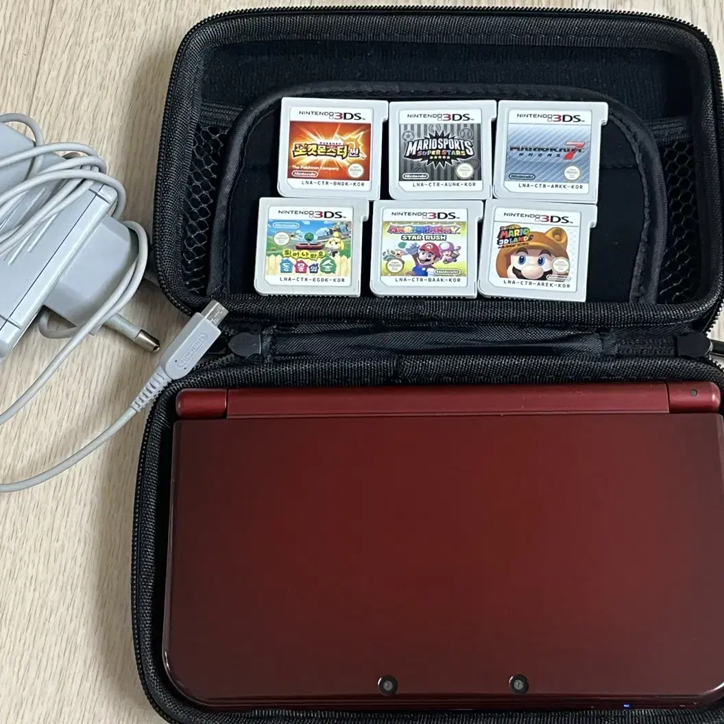 뉴 닌텐도 3DS XL 레드+게임칩 6개 팔아요