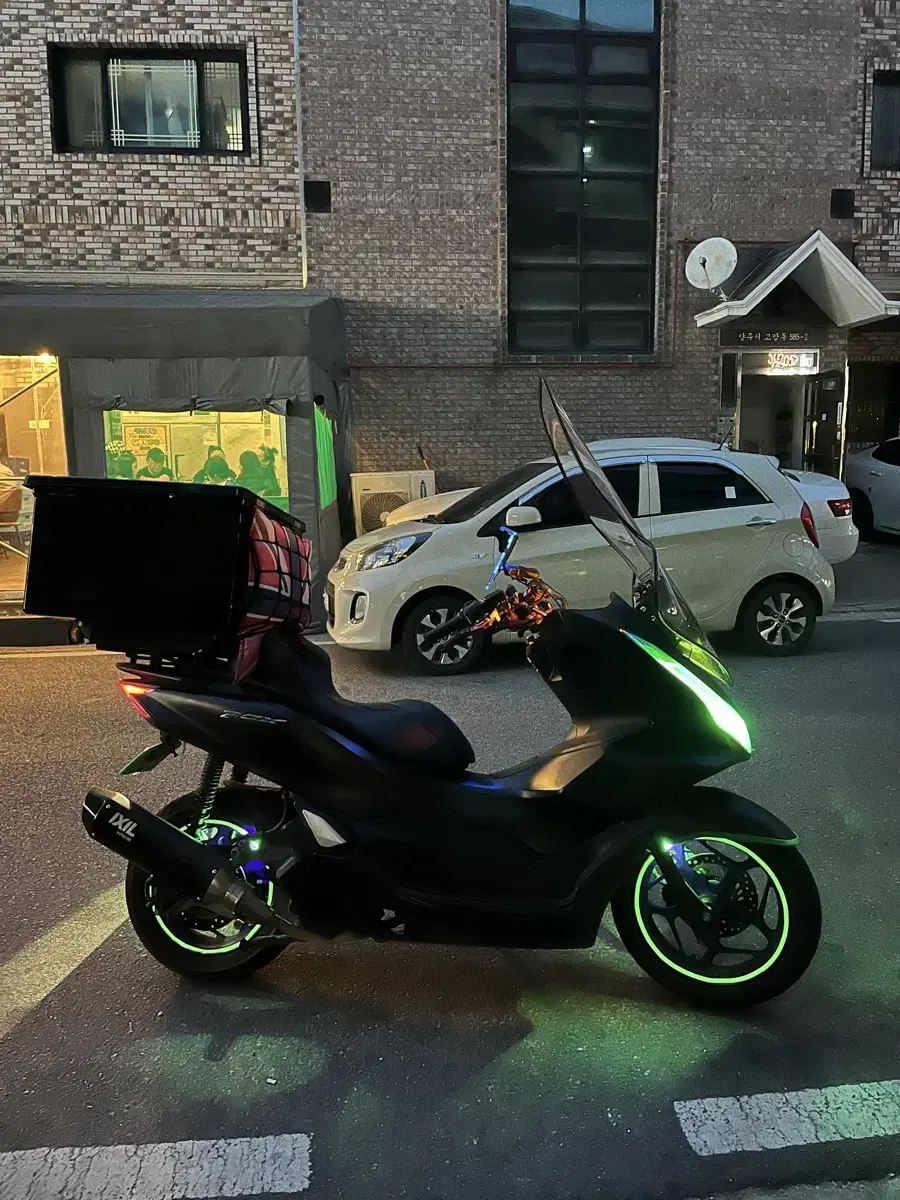 pcx125 22년식 판매합니다