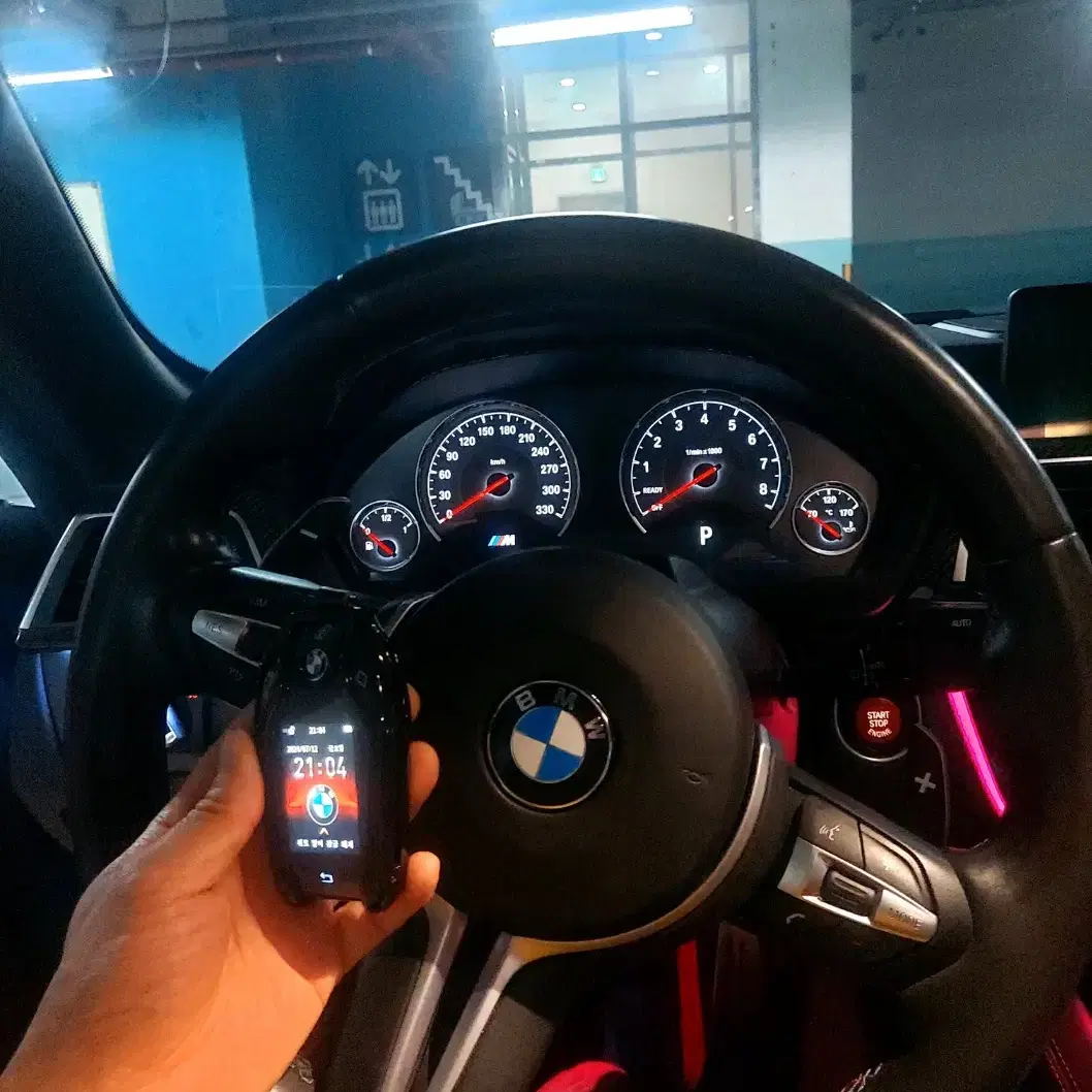 BMW 전연식 전모델 차량키 디지털키 개조, 원격제어 및 근접도어 추가