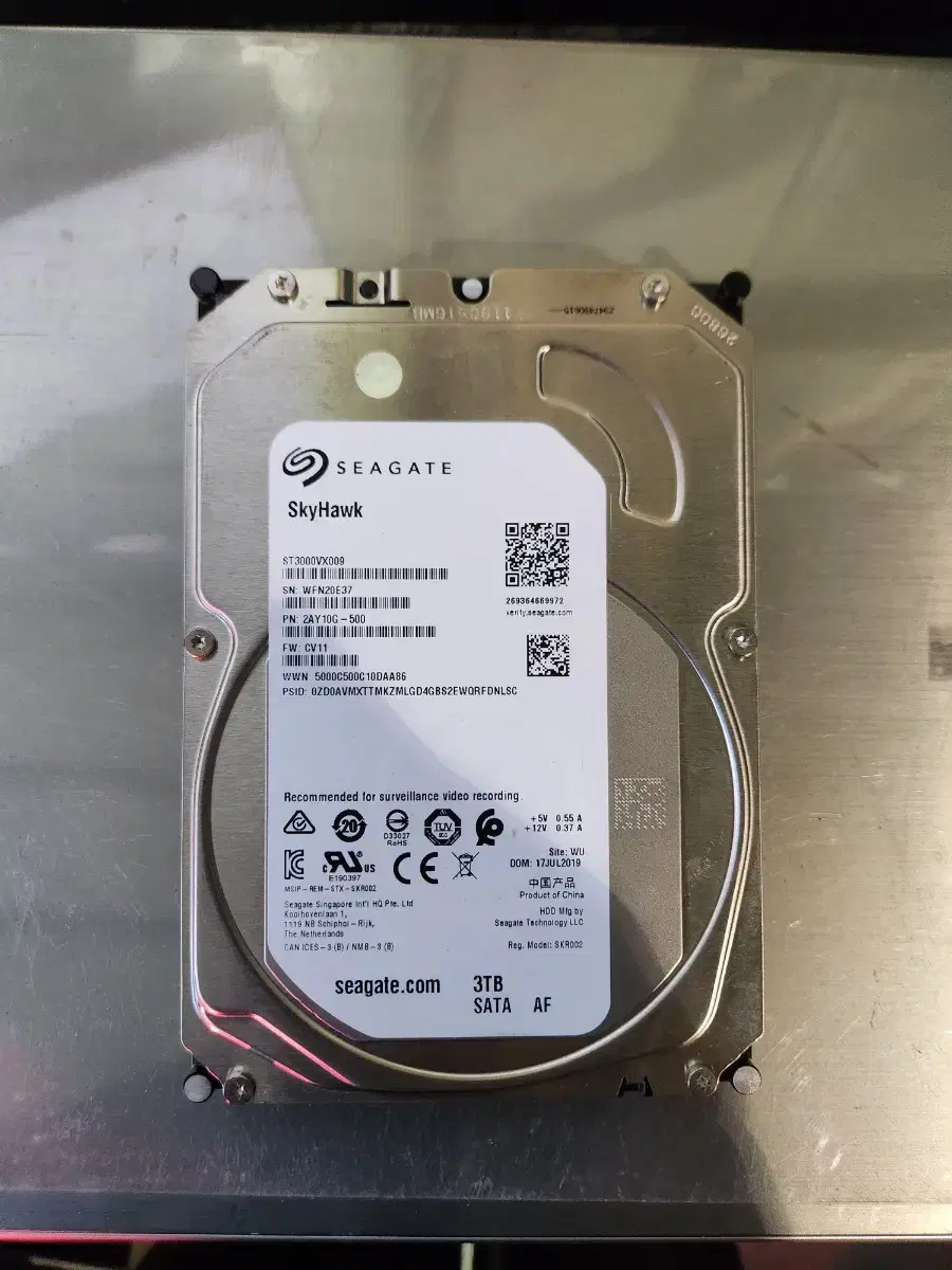 3.5 3TB seagate skyhawk