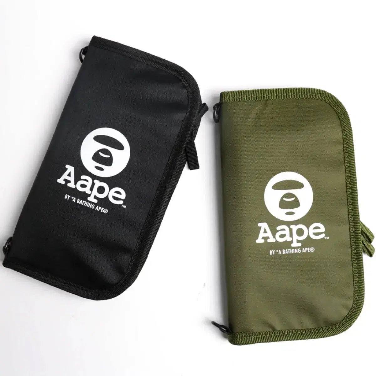 Beep pouch, passport case (genuine magazine supplement)