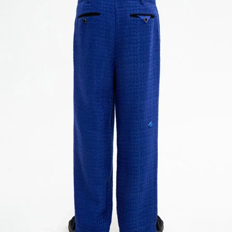 아더에러 22FW Briton Trousers A4 팝니다