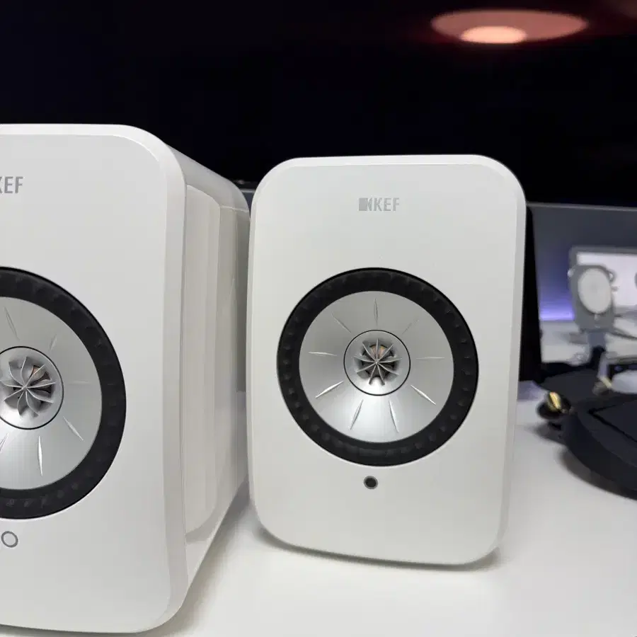 KEF LSX 케프 무선 북쉘프 스피커 화이트