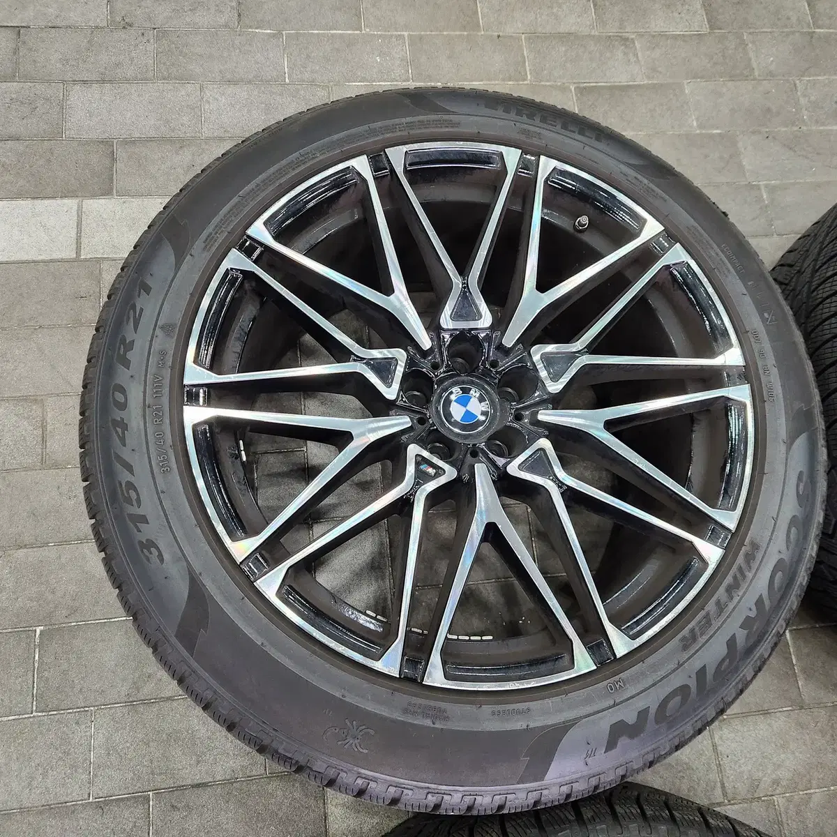 21인치 pcd112 bmw g바디 818m x6m컴페티션 디자인중고휠만