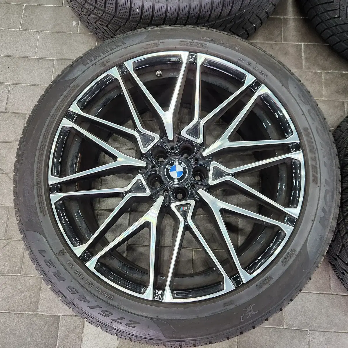 21인치 pcd112 bmw g바디 818m x6m컴페티션 디자인중고휠만