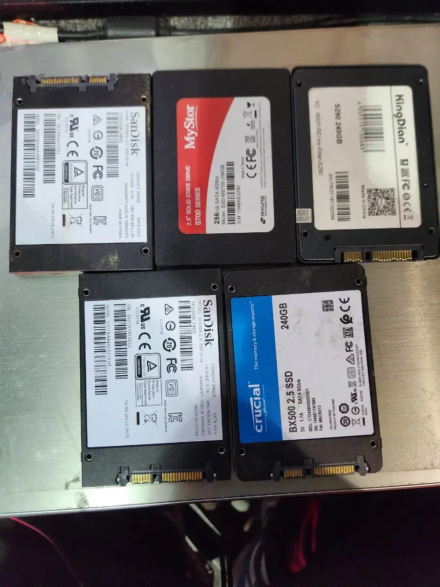 SSD<155> 5 bundles of 250G -240G SSDs