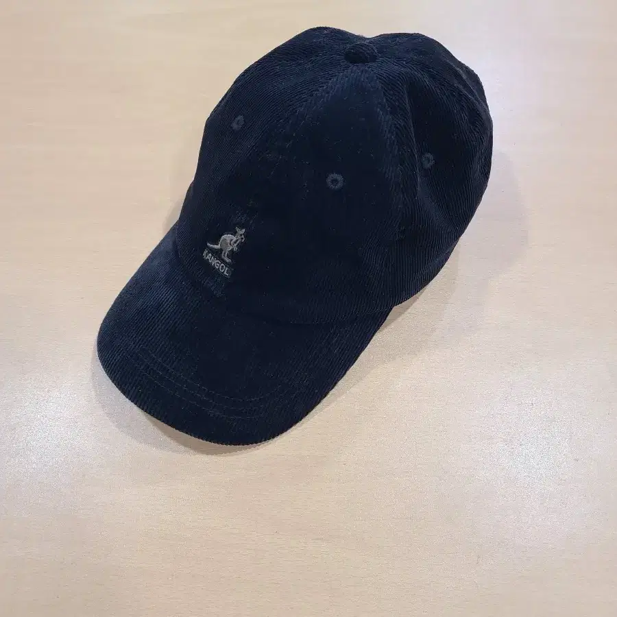 캉골 KANGOL 코듀로이 모자 (무료배송)