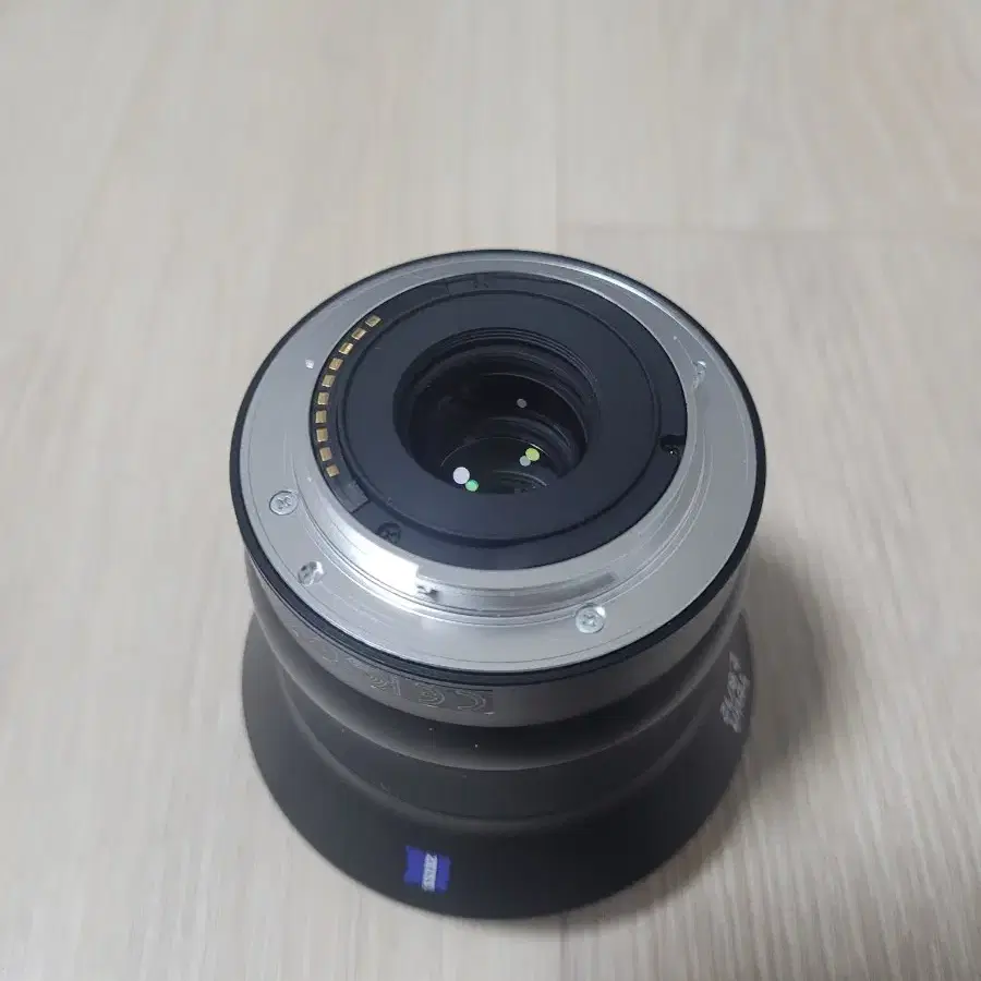 자이스 뚜잇 touit 12mm 2.8 소니 e마운트 초광각렌즈 40만원