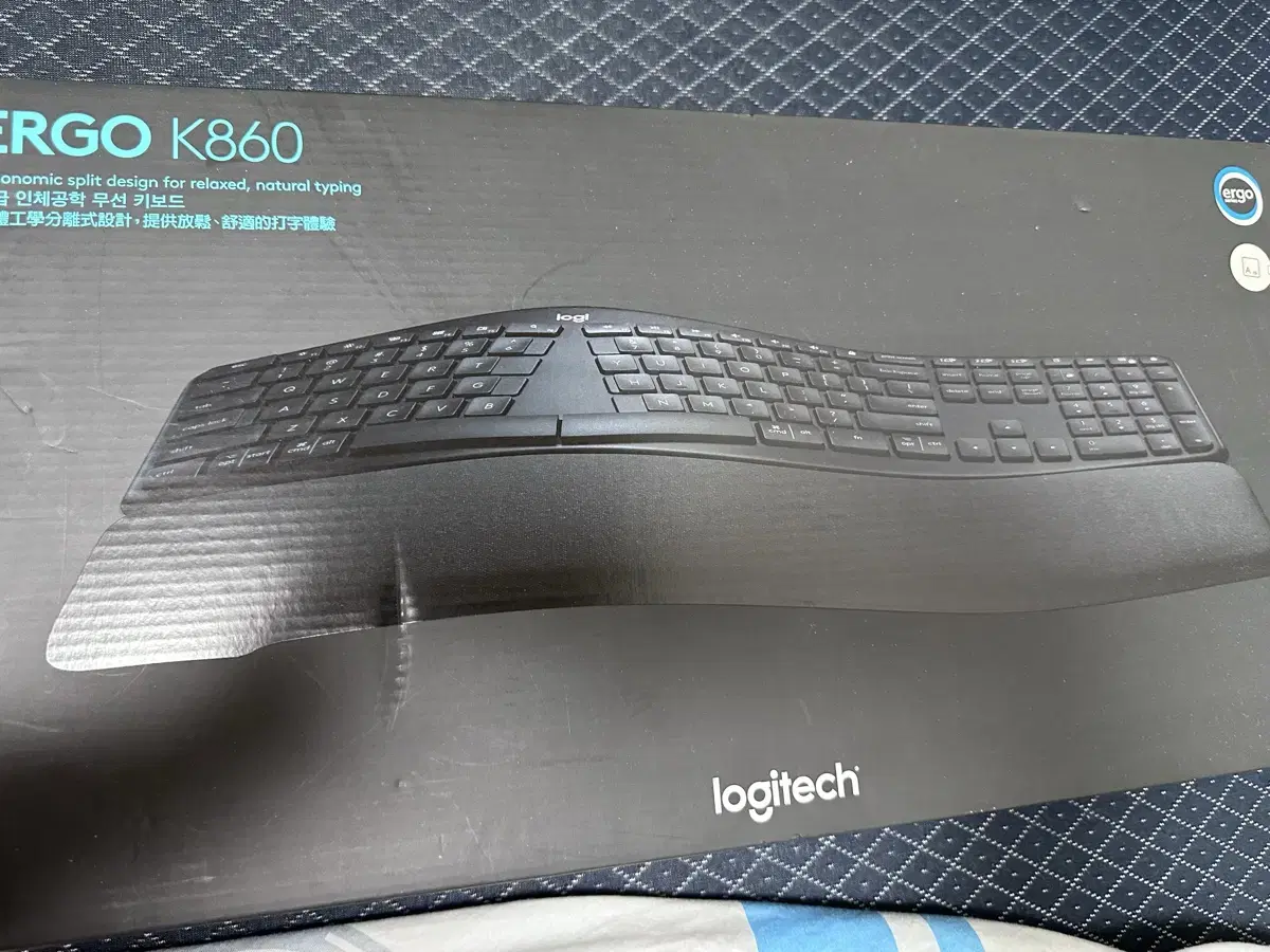 로지텍 ERGO K860 인체공학 무선 키보드