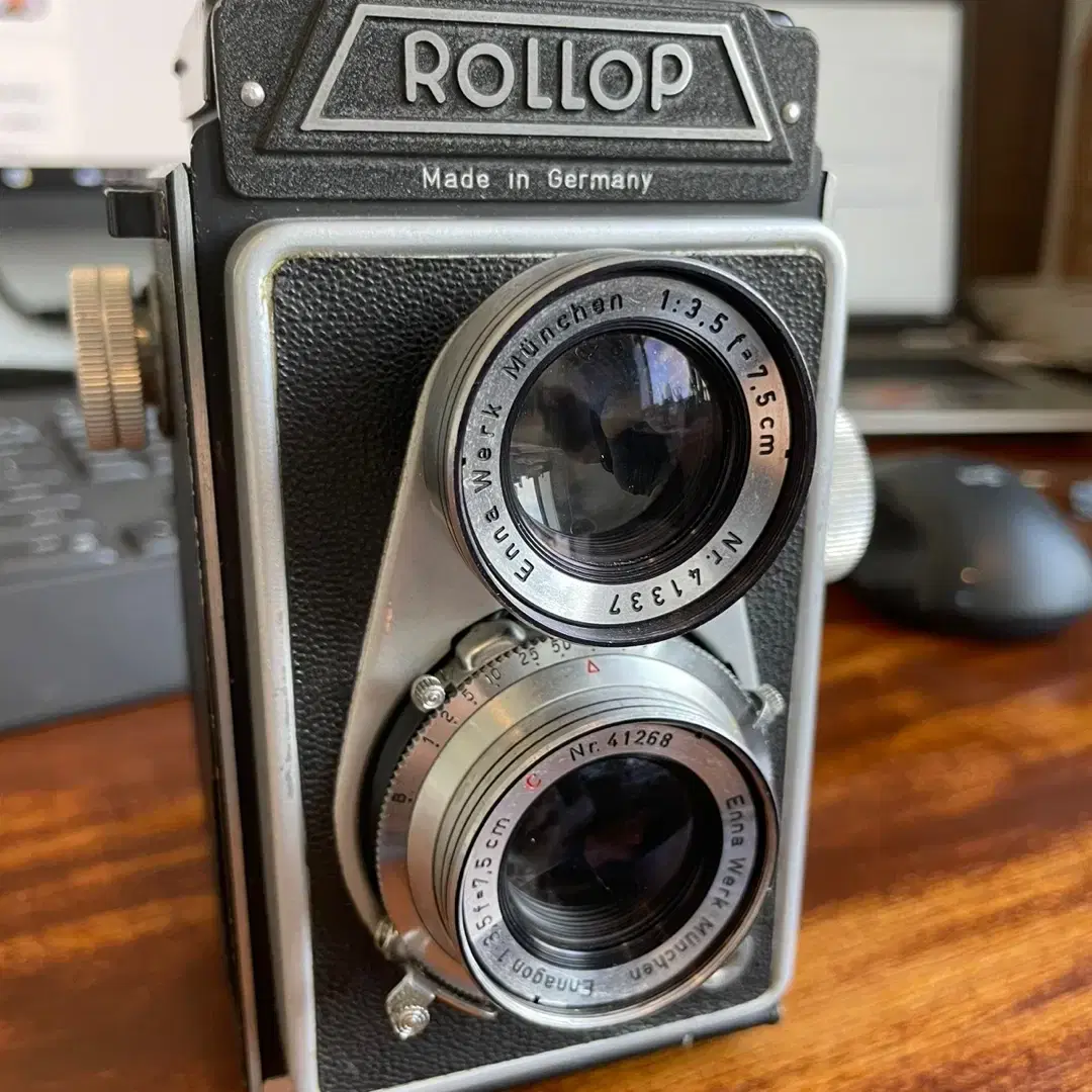 독일 중형 이안카메라 Lipca Rollop TLR