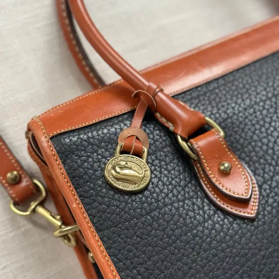 DOONEY&BOURKE 두니앤버크 가방