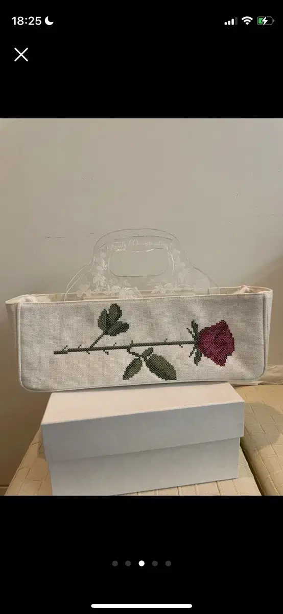 Sculptor Rose Bag