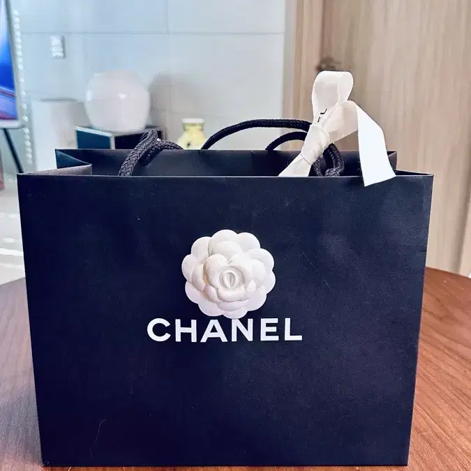 샤넬 귀마개 chanel earmuffs shearing