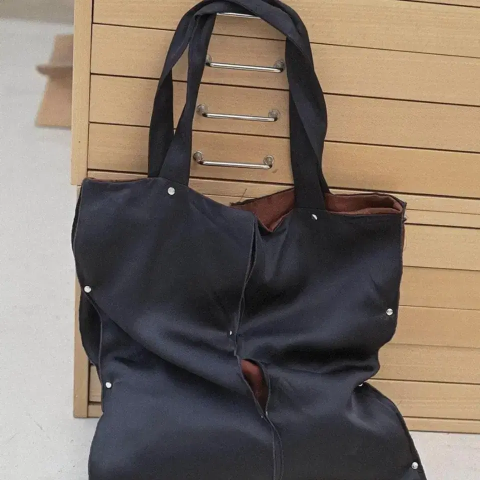 Baserange 베이스레인지 clavo bag/ blue black