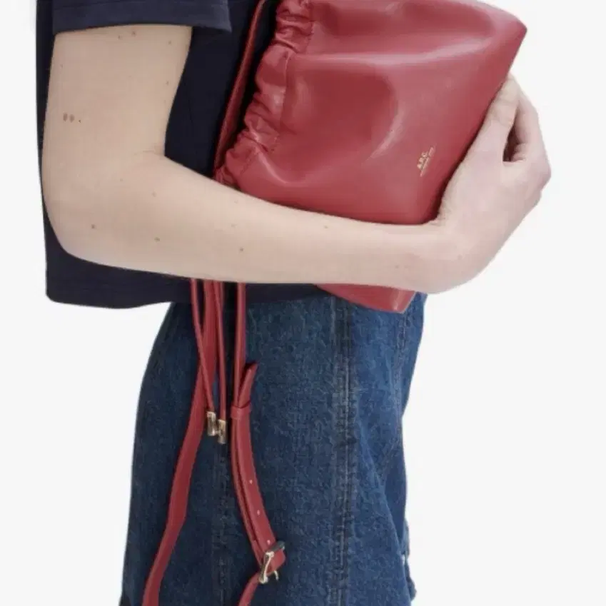 A.P.C 아페쎄 Sac Ninon mini bag 매장가 449,000