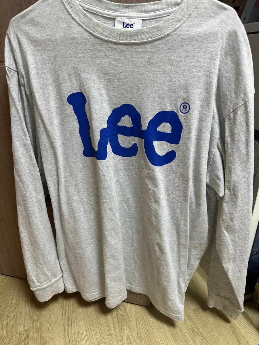 Lee 긴팔