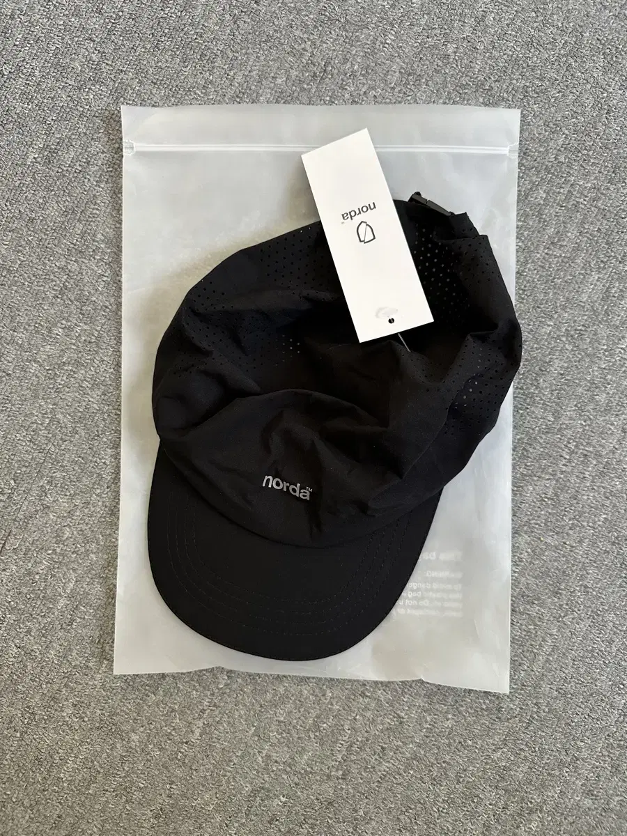 Norda SHADE HAT BLACK 노다 러닝 캡 새상품