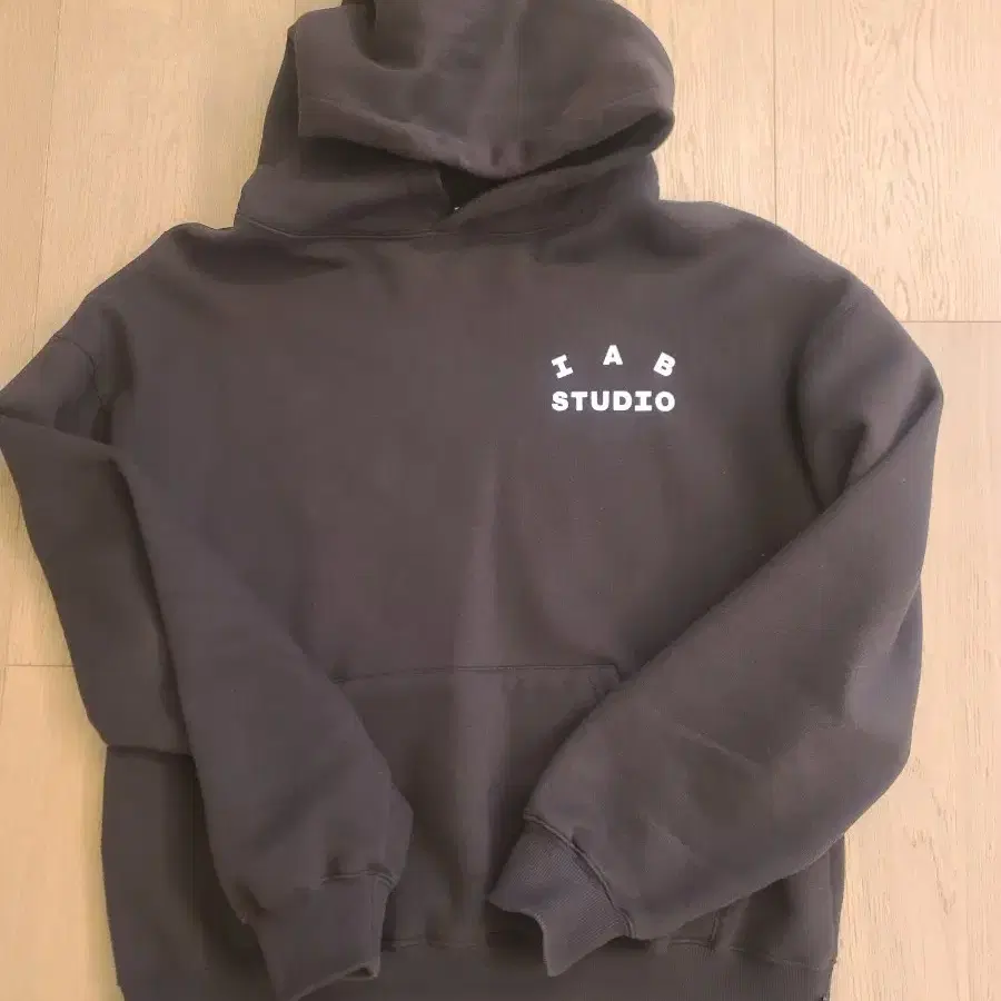 IAB Studio Hoodie Brown