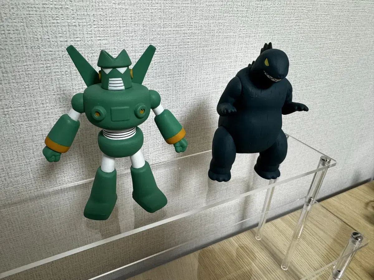 UDF Gundam Robot,Butt Dinosaur Figurine,UDF Gundam Robot