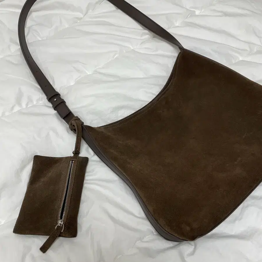 [29cm 단독] 로서울 pulpy crossbody bag