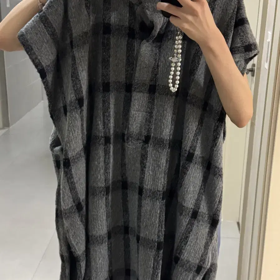 ZARA OVERSIZE PONCHO WITH FRINGING