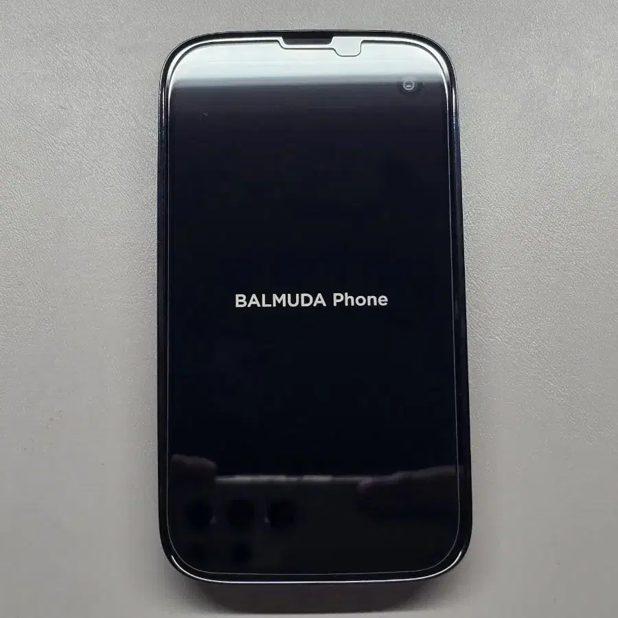 발뮤다 폰 BALMUDA Phone