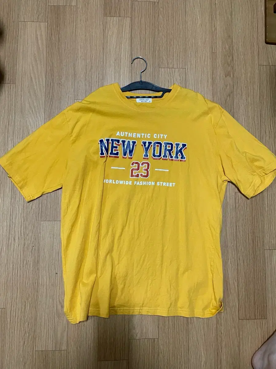 New Retro Yellow Short Sleeve Tee L