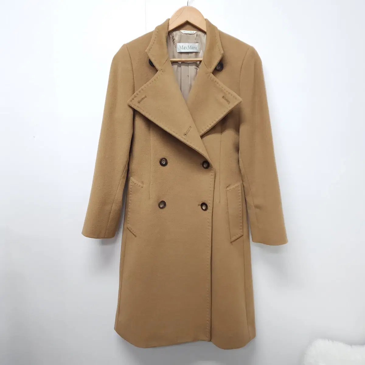 Max Mara Cashmere Lamb Wool cignature Camel Coat