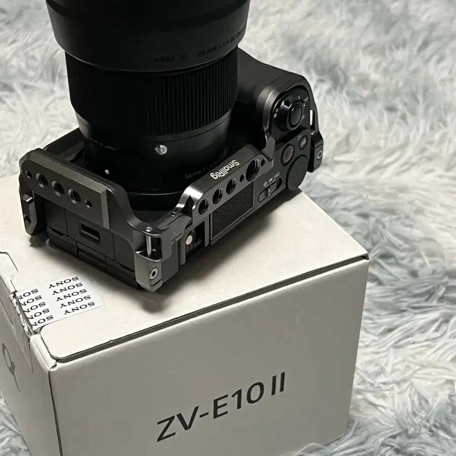 ZV E10M2 소니  번들렌즈킷 + 56mm dc dn 시그마