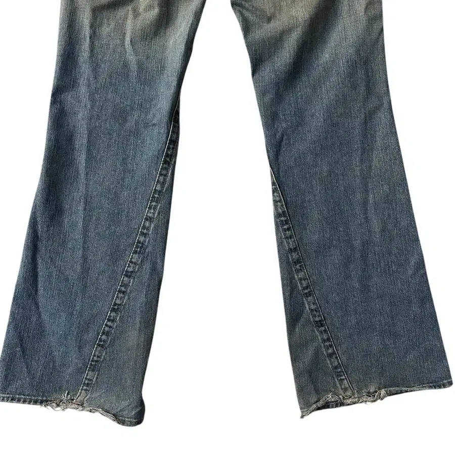 TRUE RELIGION BOOTS CUT PANTS