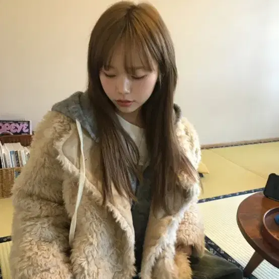 새상품 아워캐비넷 퍼 자켓 sheep fur jacket