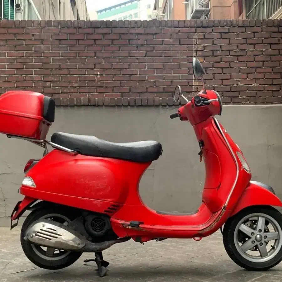 12년식 베스파 LX125 판매합니다 !